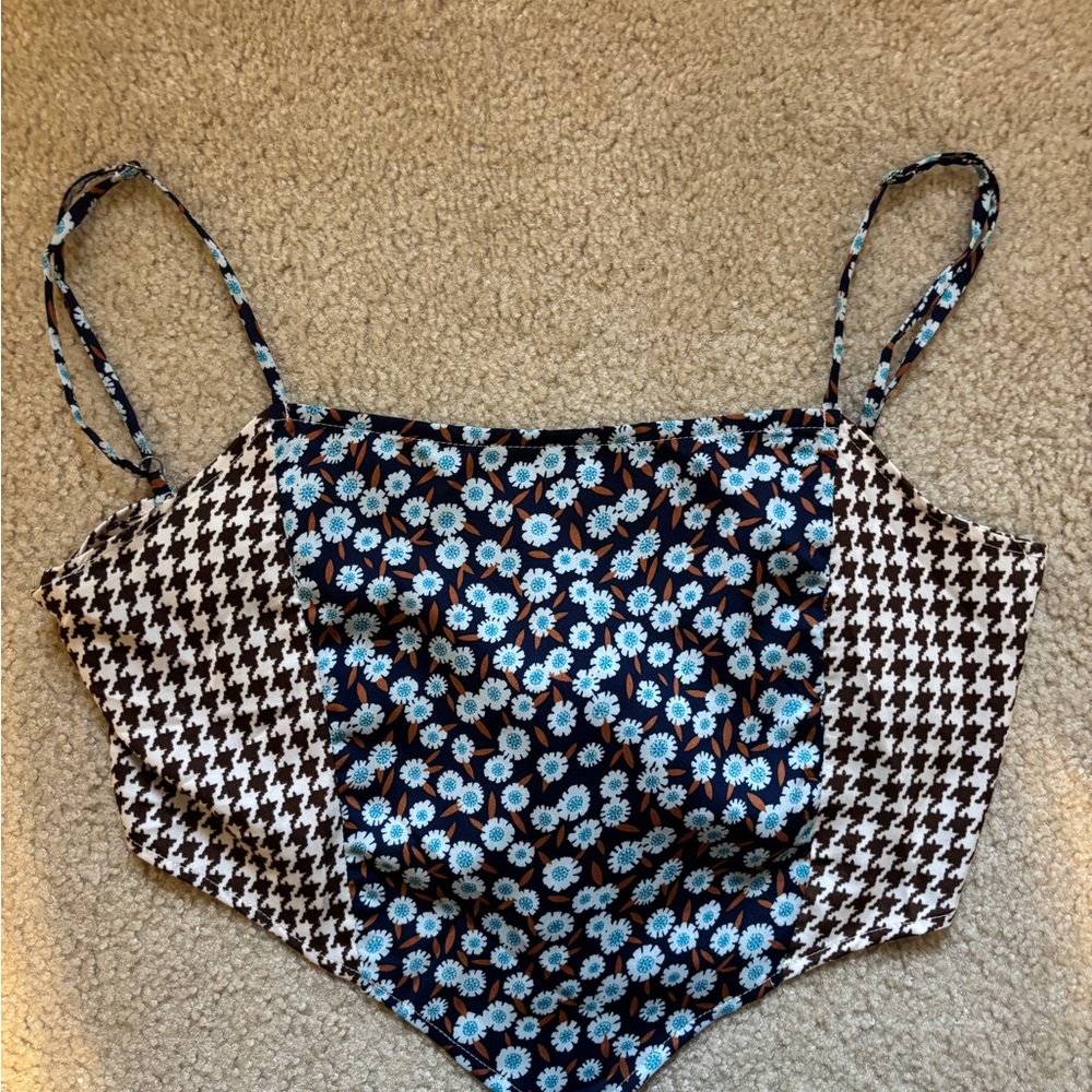 Pitaya Blue Floral and Brown Houndstooth Top